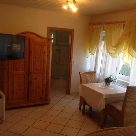 Gaestehaus Lindehotel * Оттерштадт